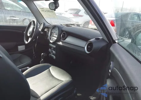 2007 Mini Cooper from USA, damaged, VIN WMWMF33597TT57370